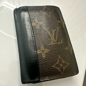 Louis Vuitton Christopher Wallet